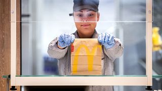 İngiltere'de Brexit sonrası 'kamyon şoförü' sorunu: McDonalds'ta şişelenmiş içecek kalmadı