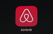 Airbnb son 10 yılda 75 bini aşkın ihtiyaç sahibine ücretsiz konaklama hizmeti verdi.