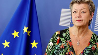 Johansson: "Accogliamo gli afghani ma l'Ue ha il diritto di erigere recinzioni" 
