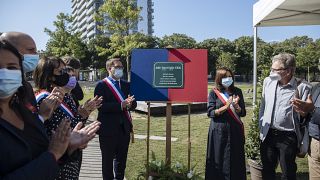 Zum Jahrestag wird ein Park nach Hans und Sophie Scholl benannt: Pariser Offizielle bei der Einweihung