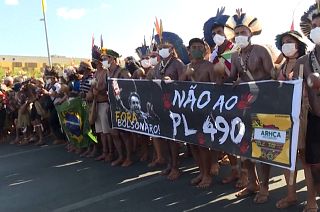 Indigenous brazilians protest