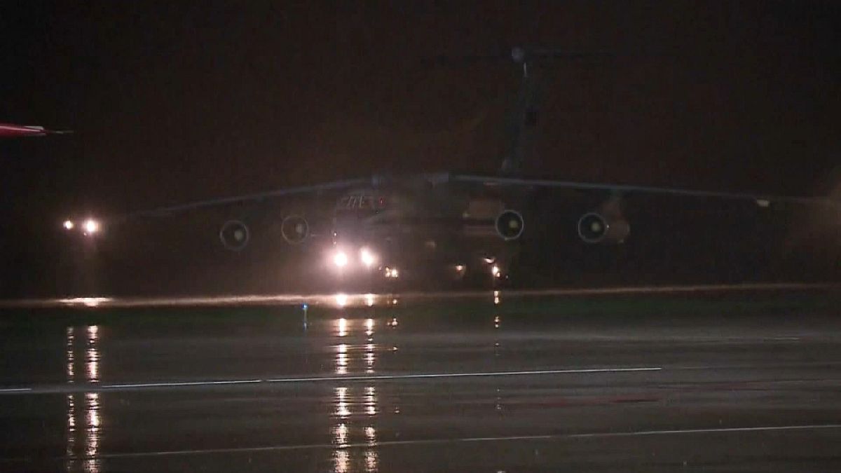 Самолёт с эвакуированными из Афганистана на аэродроме Чкаловский