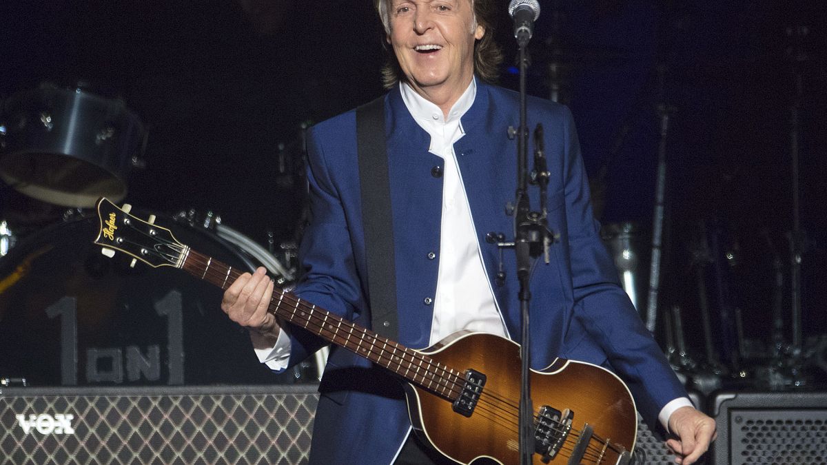 Paul McCartney koncertezik Floridában 2017. július 10-én