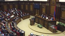 Erneut Rangelei im armenischen Parlament