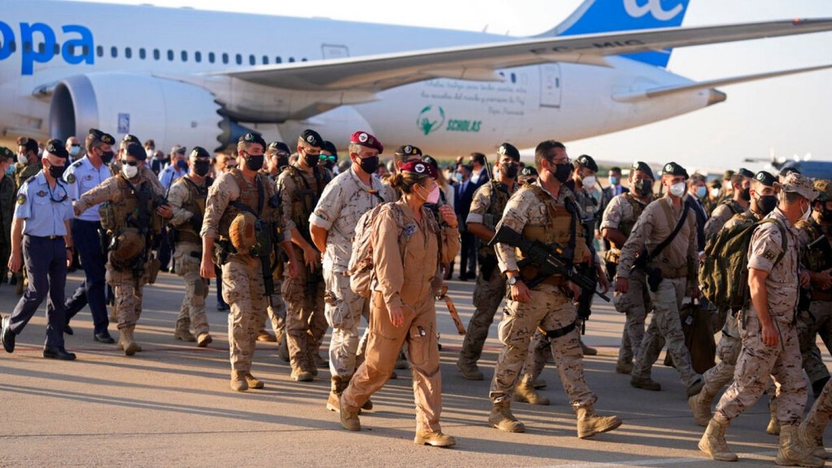 Spanish soldiers who were transported from Afghanistan via Dubai