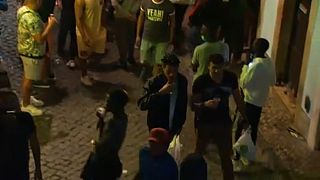 Polizei in Lissabon geht gegen feierende Jugendliche vor