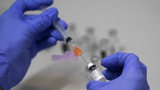 Covid-19 : la France envoie 10 millions de vaccins via l'Union africaine
