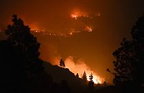 Tűz emészti a kaliforniai üdülőparadicsomot