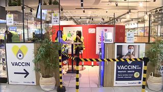 Vaccine units have been set up at stores around Brussels, in order to boost the vaccination rate in the Belgian capital, which currently lags behind the rest of the country.