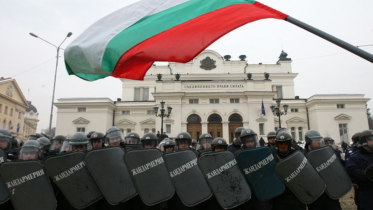 پرچم و پارلمان بلغارستان 