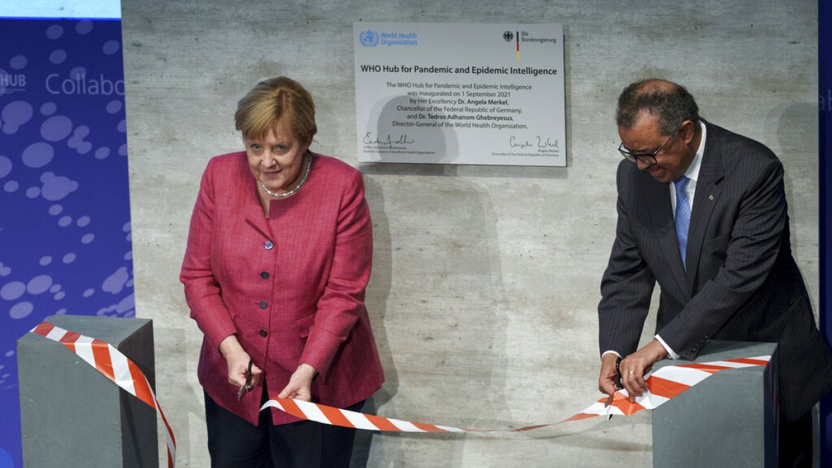 A német kancellár és a WHO vezetője megnyitják a berlini intézményt