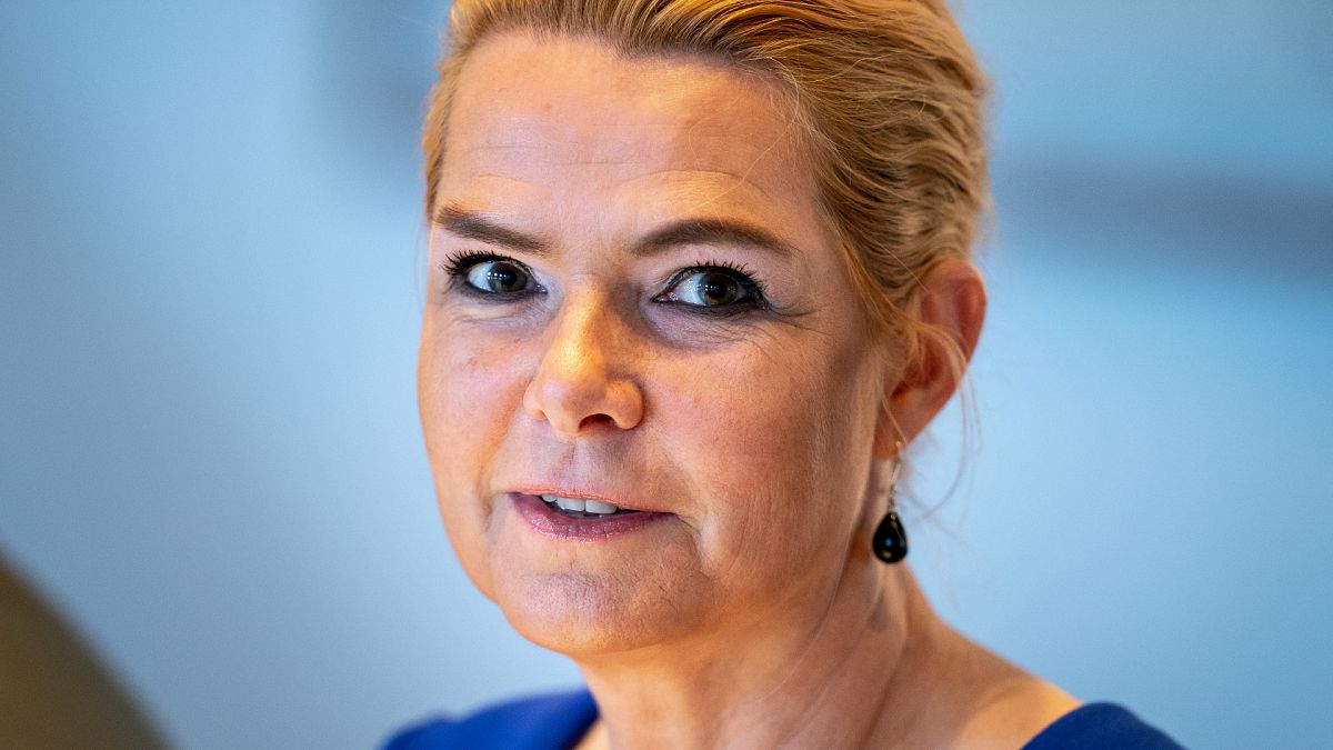 وزيرة الاندماج  الدنماركية السابقة إينغر ستوينبرغ