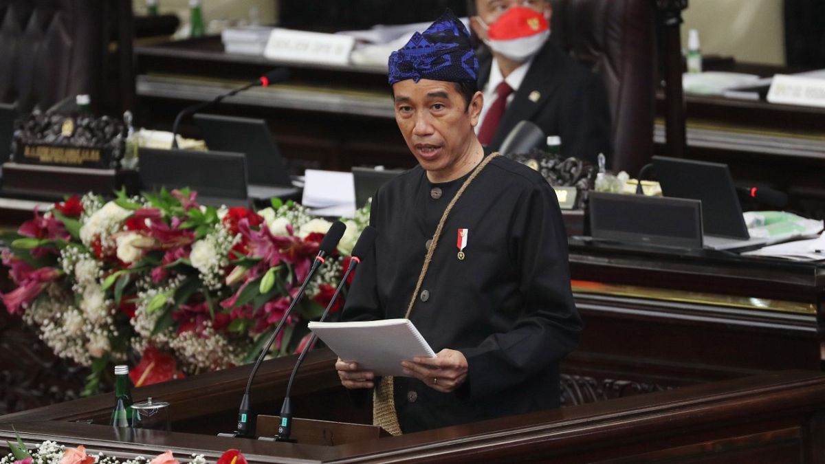 الرئيس الإندونيسي جوكو ويدودو في البرلمان، جاكرتا 16 أغسطس 2021