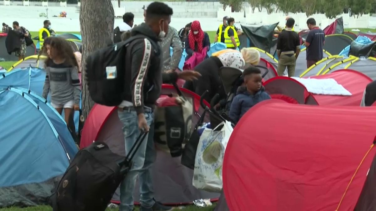 Paris: Obdachlosencamp geräumt