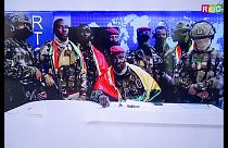 Guinée : les militaires prennent le pouvoir et décident de dissoudre la Constitution