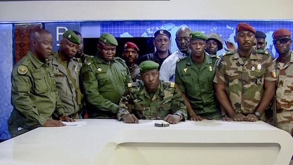 Выступление гвинейских путчистов по государственному телевидению