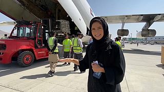 Aeroporto de Cabul recebe ajuda humanitária