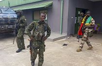 Gine'de askeri cunta