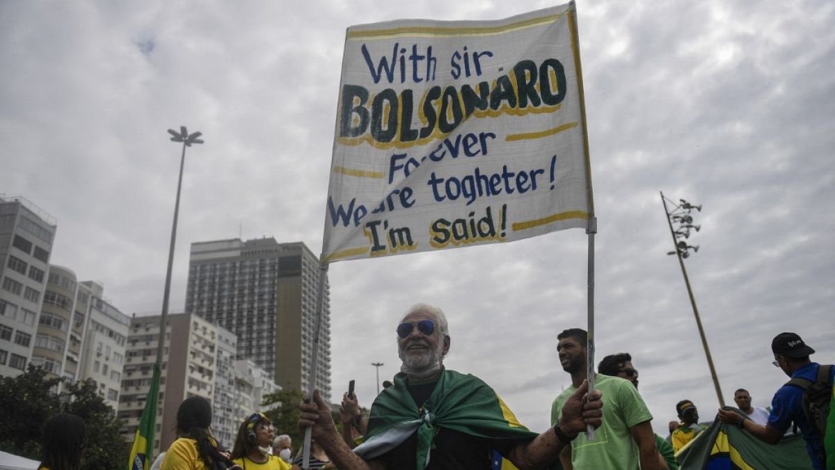 Un manifestant pro-Bolsonaro ce mardi matin à Rio de Janeiro