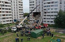 Разбор завалов на месте взрыва в жилом доме в Ногинске