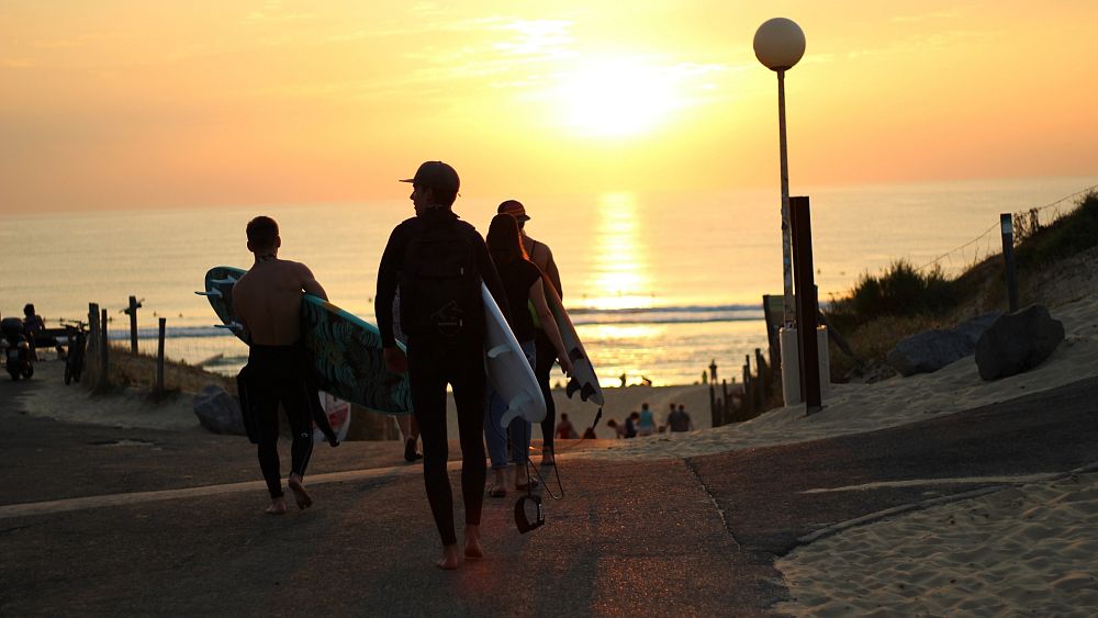 Septiembre es temporada de surf.  Pero, ¿dónde debes ir?