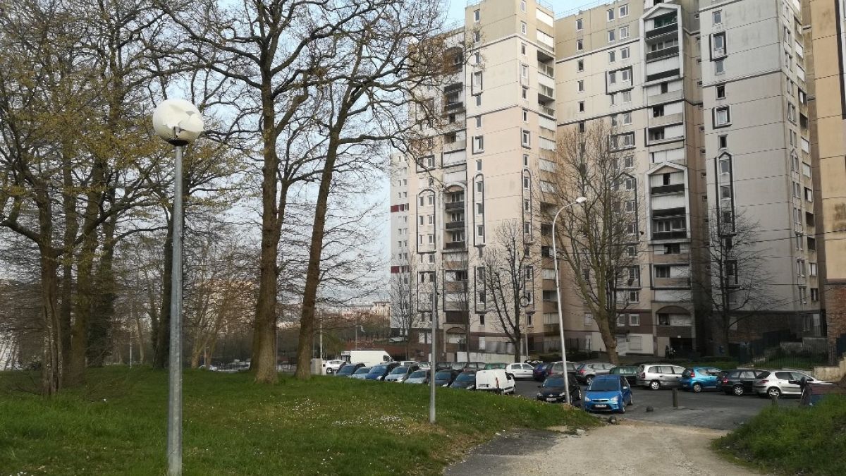 The Cité des Tarterets housing project at Corbeil-Essonne, southeast of Paris.