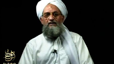 Archivo. Una captura muestra al líder de al-Qaida, Ayman al-Zawahri, en una cinta de video emitida el sábado 2 de septiembre de 2006