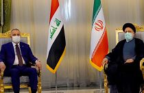 رئيس الوزراء العراقي مصطفى الكاظمي بصحبه رئيسي في طهران