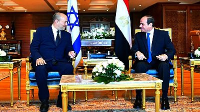 Líderes de Israel e do Egipto reunidos ao fim de uma década