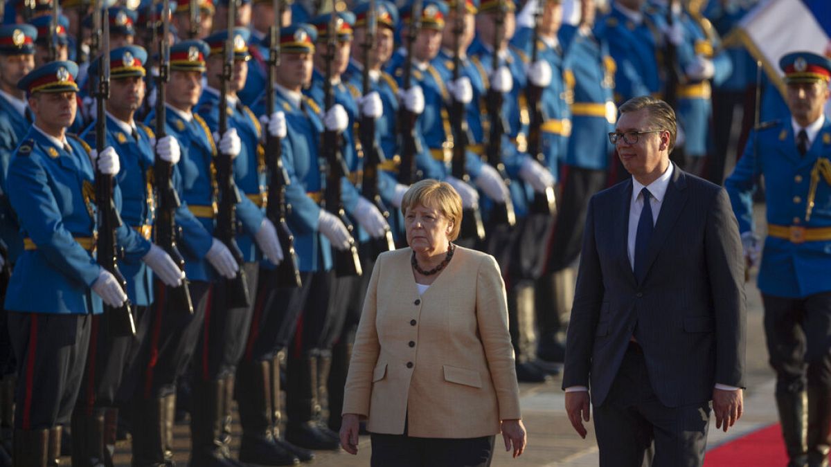 Merkel pide en Belgrado integrar a los Balcanes occidentales en la UE frente a Rusia y China 