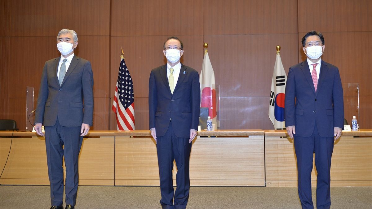 ABD, Japonya ve Güney Kore'nin temsilcileri Kuzey Kore meselesini masaya yatırdı.