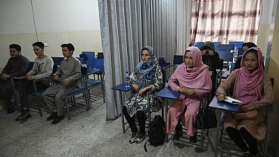 Afganistan'da eğitim - öğretim yılı 'Taliban yöntemleri' altında başladı 