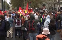 Egészségügyi dolgozók tüntettek Párizsban