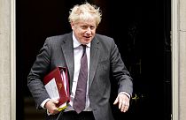 Boris Johnson cambia su ministro de exteriores, Raab, muy criticado por la retirada de Afganistán