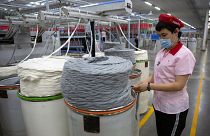 یک کارخانه تولید نخ در سین کیانگ چین، محل «کار اجباری» اقلیت اویغور