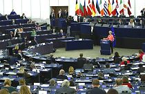 Η πρόεδρος της ΕΕ απευθύνεται στο Ευρωπαϊκό Κοινοβούλιο