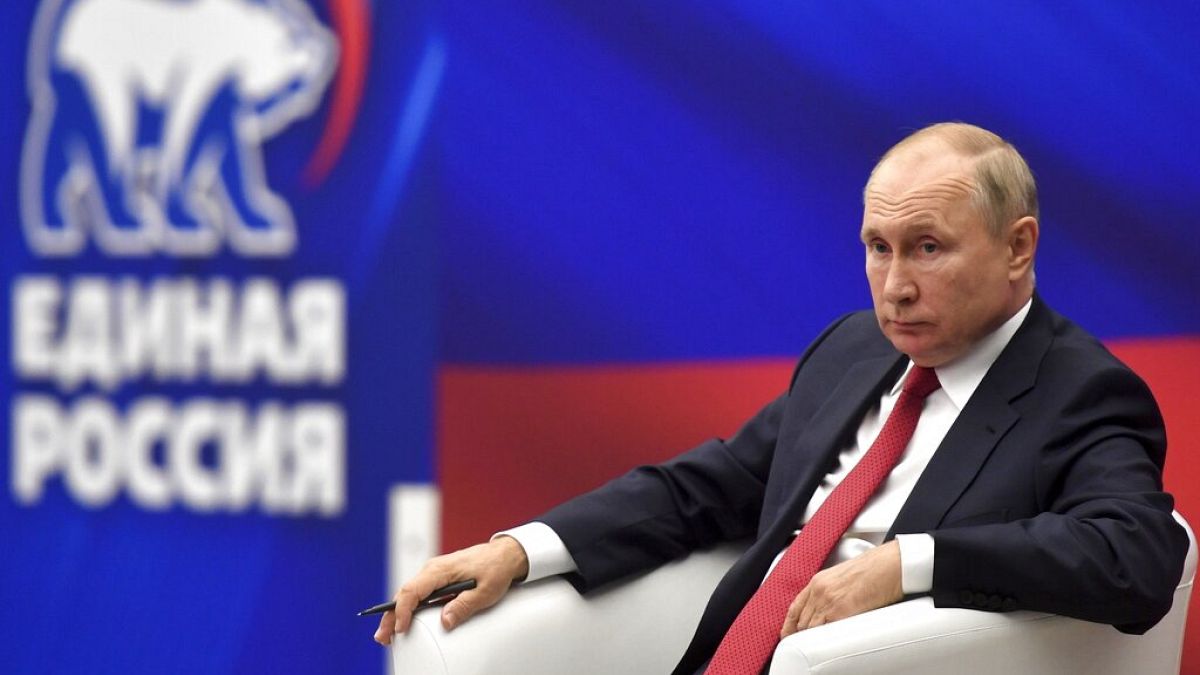 Vladimir Poutine a appelé jeudi ses concitoyens à faire preuve de "patriotisme" avant le début des élections législatives,