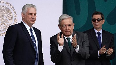 Miguel Díaz-Canel ao lado de Andrés Manuel López Obrador