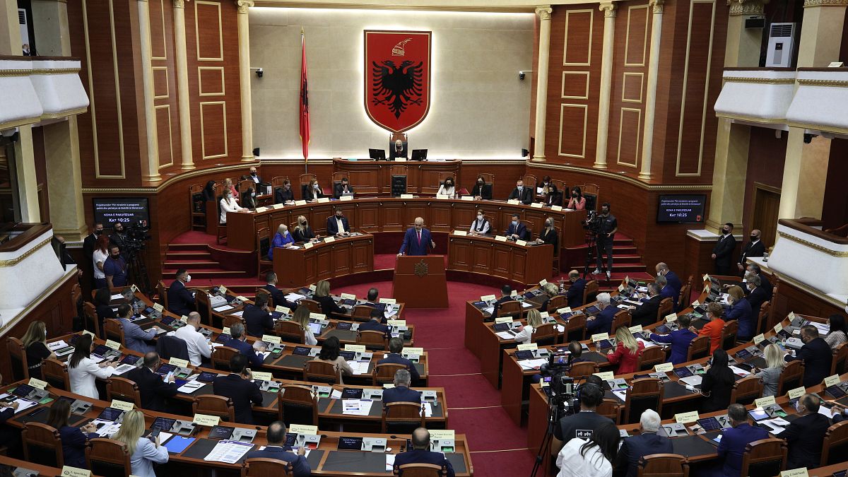 پارلمان آلبانی