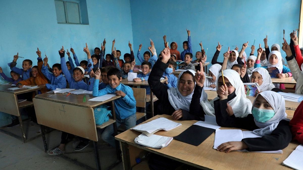 مدرسه‌ای در کابل - ۷ فروردین (حمل) ۱۴۰۰