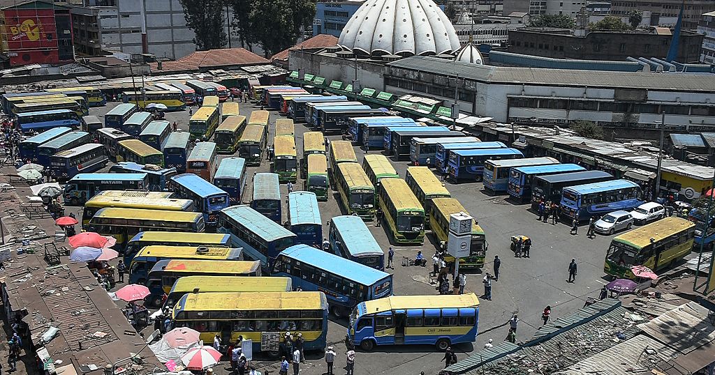 Kenya : fin des subventions, le prix du carburant grimpe à la pompe