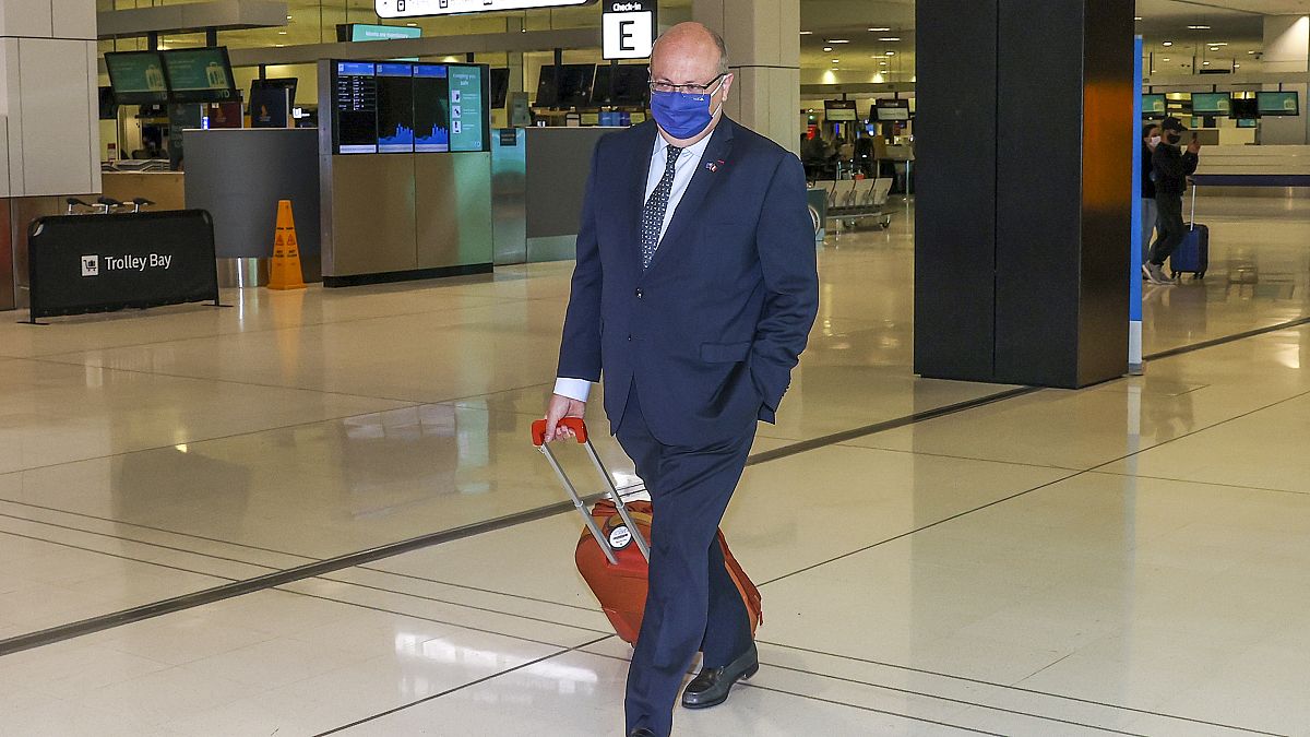 Jean-Pierre Thebault am Flughafen von Sydney
