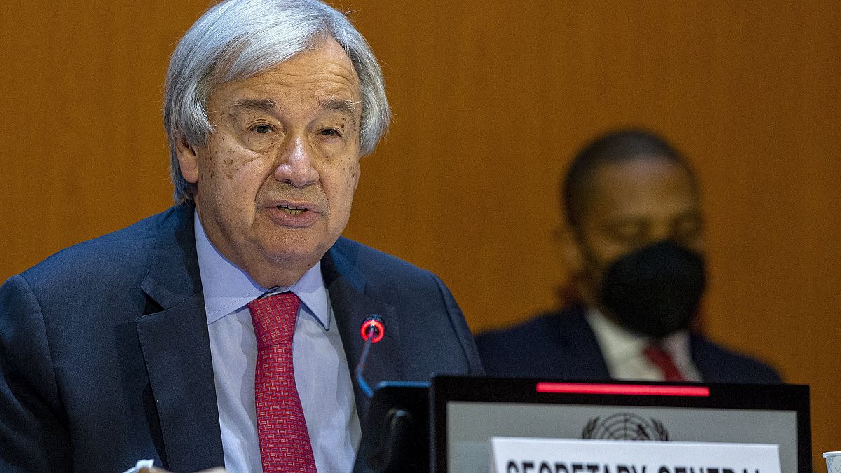 António Guterres az Afganisztánnak nyújtandó humanitárius segítségről szóló adományozói értekezleten a genfi ENSZ-palotában 202