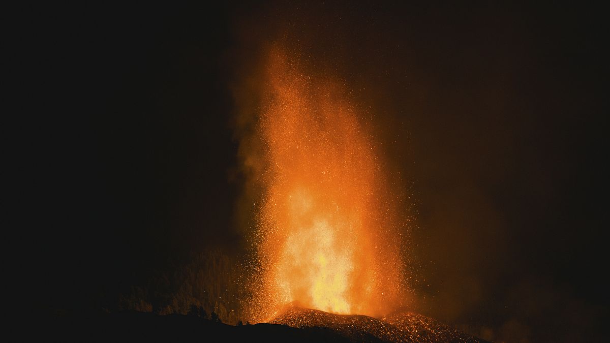 5500 deslocados por erupção nas Canárias | Euronews