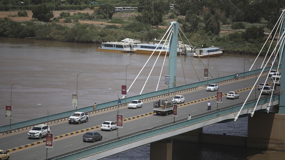 Мост через Нил в Хартуме был временно перекрыт