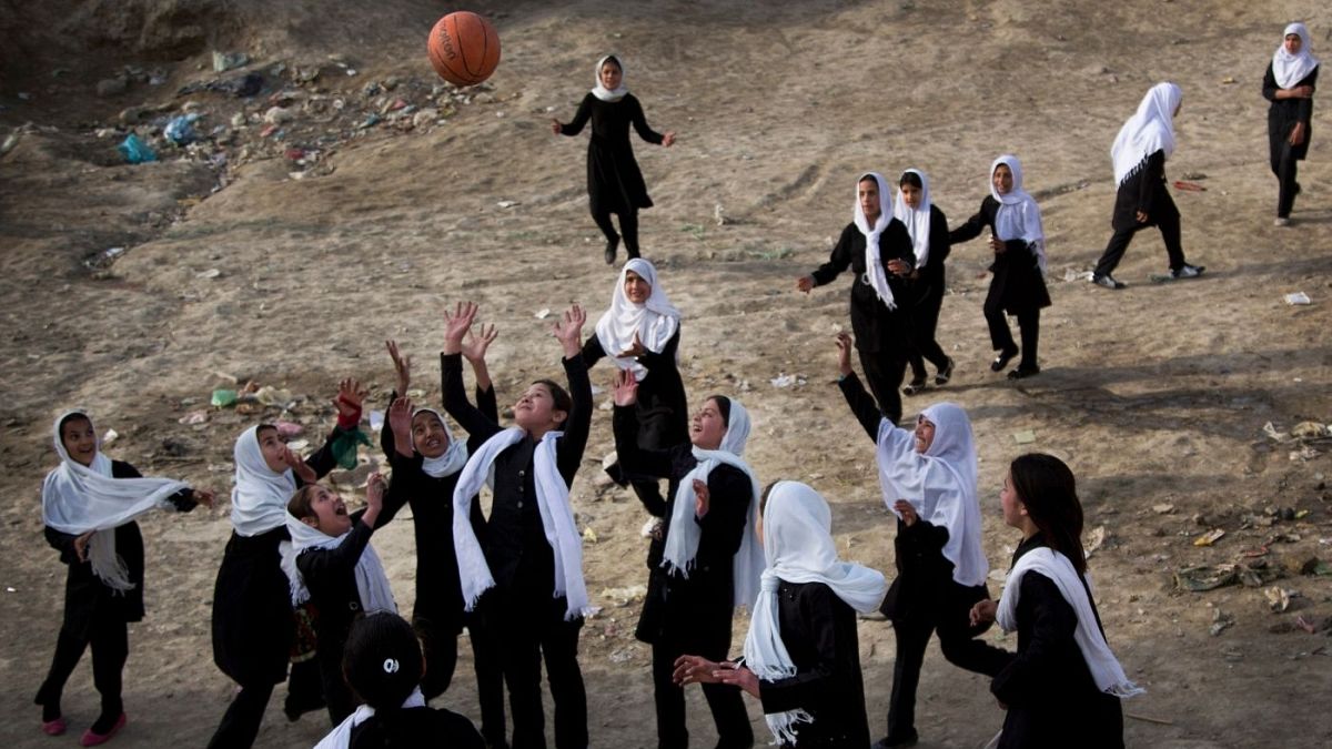 دختران افغان باز هم از تحصیل بازماندند