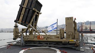 نظام القبة الحديدية تم تركيبه على كورفيت للبحرية الإسرائيلية في ميناء حيفا الشمالي 12 فبراير 2019.