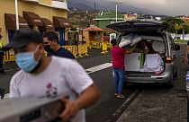 Evacuation des habitants du village de Los Llanos sur l'île de La Palma dans l'archipel espagnol des Canaries - le 22/09/2021