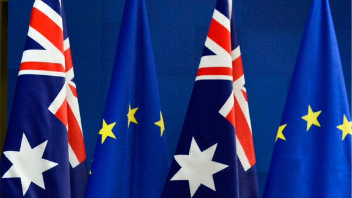 پرچم‌های اتحادیه اروپا و استرالیا
