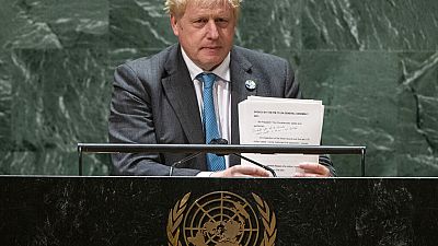 Boris Johnson pede responsabilidade face ao clima